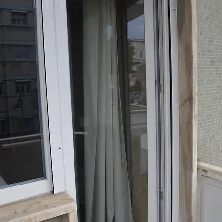 Гостьовий будинок Dome Sao Bento Лісабон