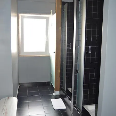 Wallis São Bento 3*
