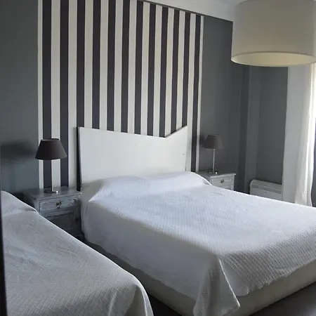 Гостьовий будинок Dome Sao Bento Лісабон